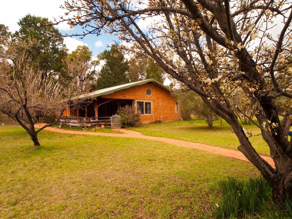 Pilliga Pottery Creative Farmstay Coonabarabran Buitenkant foto