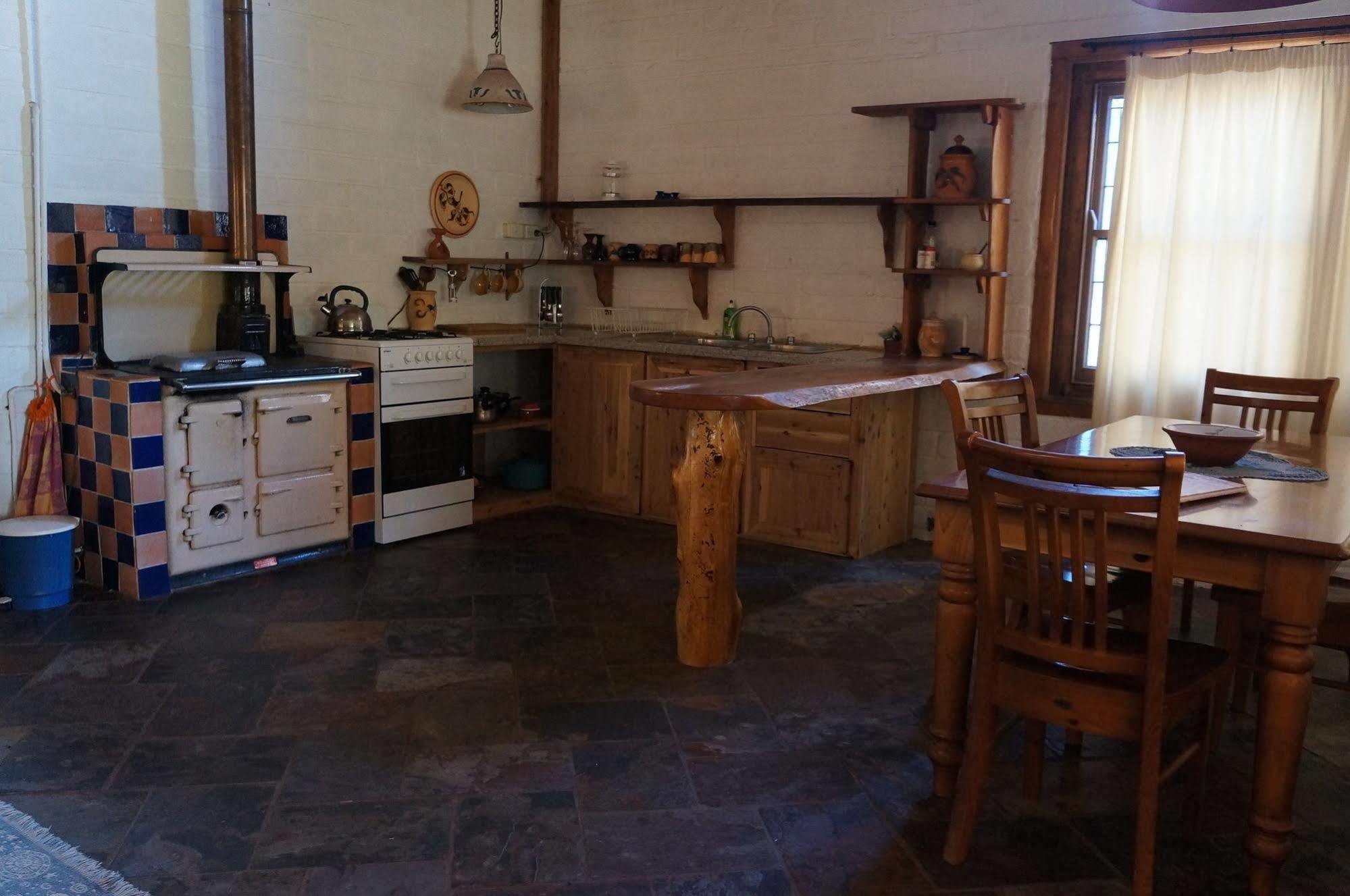 Pilliga Pottery Creative Farmstay Coonabarabran Buitenkant foto